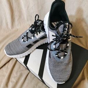 NIB! Adidas Kaptir 4.0K. Size 7 Youth/Women's Size 8.5